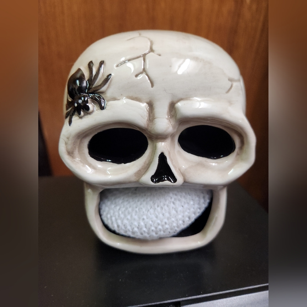 Halloween Skull Scrubber Sponge Holder New